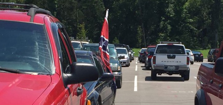 Students remove Confederate flags on campus after mom fears for son
