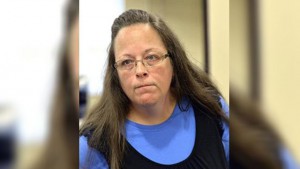 Judge orders defiant Kentucky clerk to jail-media-1