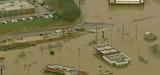 18 DEAD IN FLOODING Towns evacuated as heavy rains slam Miss. River area